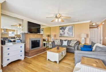 Holiday Hosting in Santa Rosa Beach: Why a Professional One-Time Clean is Your Secret Weapon The art of hosting in a place as beautiful as Santa Rosa Beach is about creating an atmosphere of effortless elegance. As the Holiday Season approaches, your focus should be on your guests, the festive ambiance, and the joy of connection—not on last-minute cleaning sprints. While your home may be well-maintained, preparing it for the discerning eyes of family and friends requires a special touch. This is where a professional one-time clean becomes more than a service; it becomes your strategic advantage. At TileUp, our professional cleaners in Santa Rosa Beach solve the problem of pre-event stress. We deliver a comprehensive, targeted cleaning that elevates your home to "guest-ready" perfection, allowing you to be the calm, confident host you want to be. This is the secret to a flawless holiday gathering.